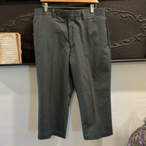 Perry Ellis portfolio men’s gray pinstripe dress pants 34 x 29, like new